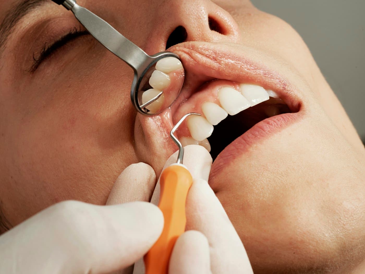 Clínica dental moderna